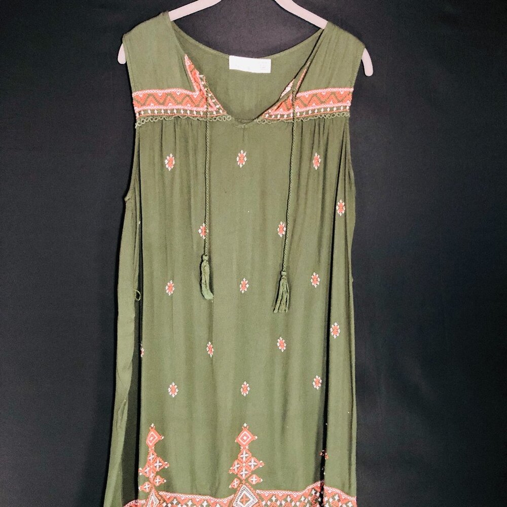Time and Tru Boho Embroidered Dress – XL